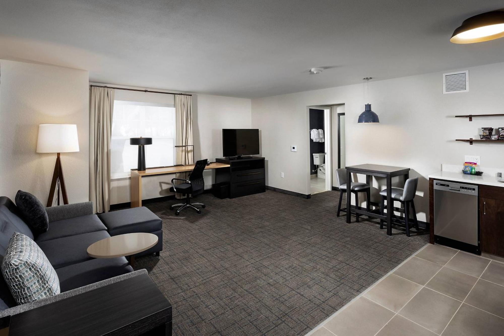 Residence Inn By Marriott Milwaukee Brookfield Buitenkant foto